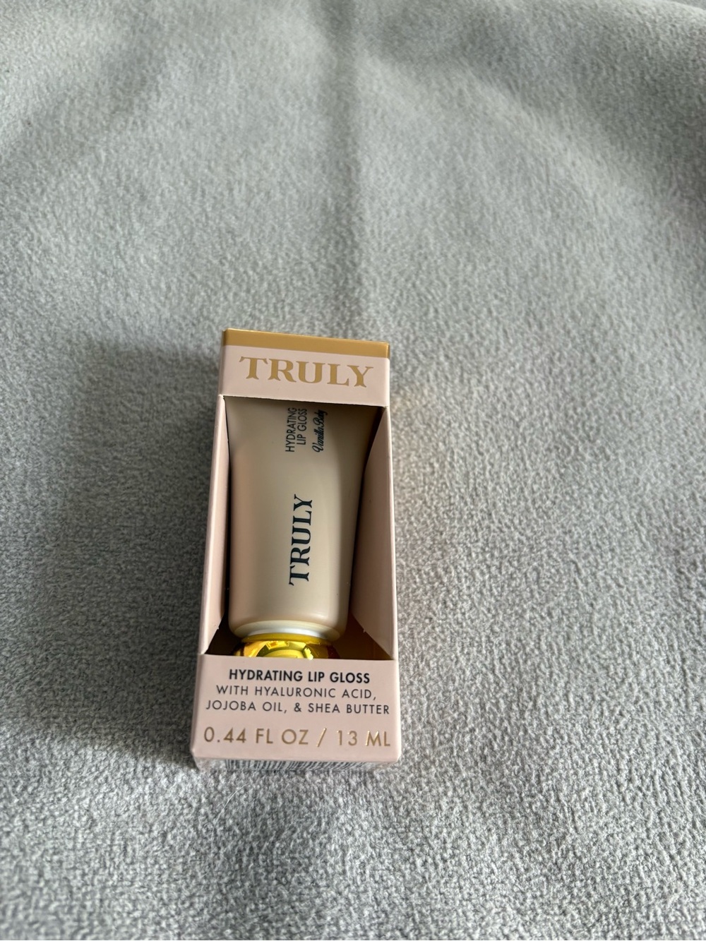 TRULY Hydrating Lip Gloss in Vanilla Baby Brand New in Box!!!